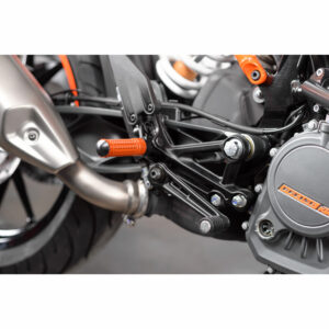 Mizu Fußrastenpaar Race für Fahrer schwarz/orange 10033